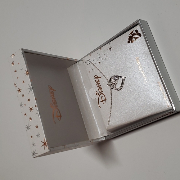 Disney's Mickey Mouse I Love Mickey Silver Cubic Zirconia Heart Necklace NWT - Picture 6 of 12